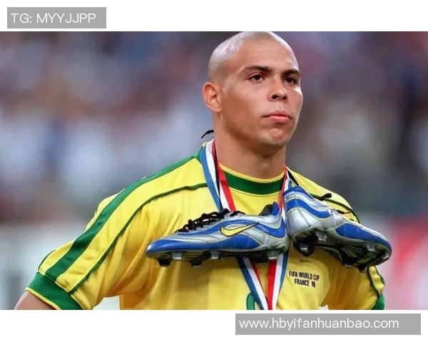 足球明星心目中的偶像是谁他们最崇拜的球员揭晓